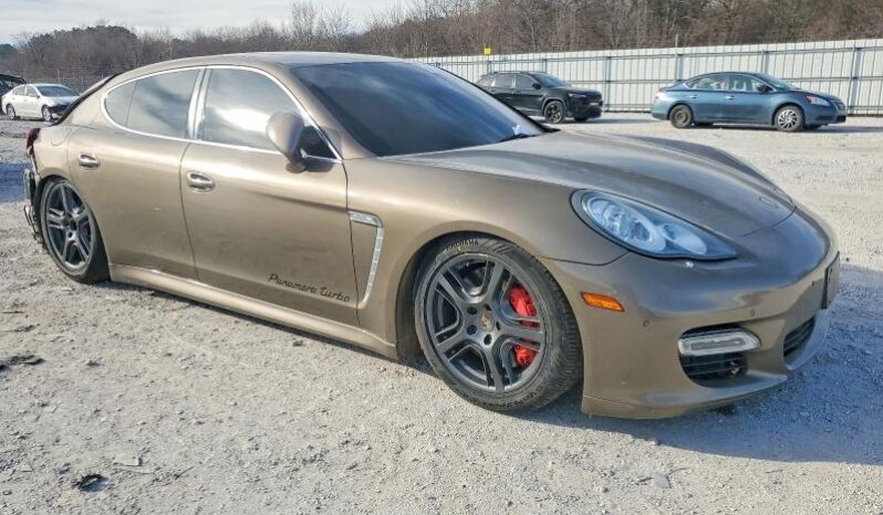 
								2011 Porsche Panamera full									
