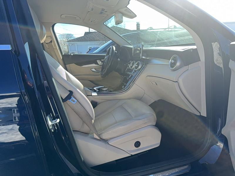2016 Mercedes-benz Glc