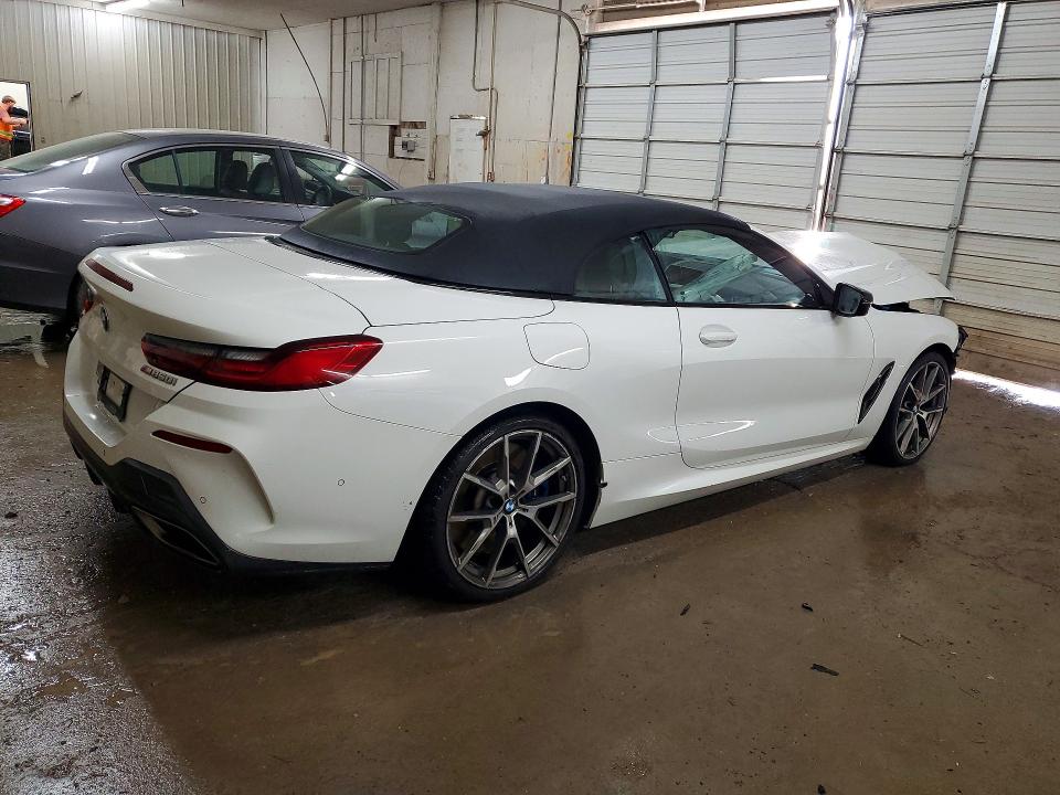 2019 BMW M8