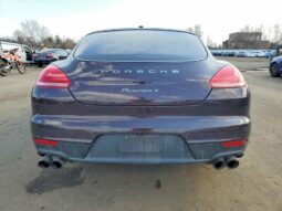 
										2015 Porsche Panamera full									
