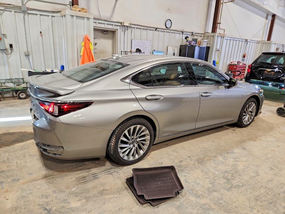 2021 Lexus Es 300h
