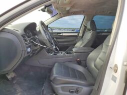 
										2013 Volkswagen Touareg full									