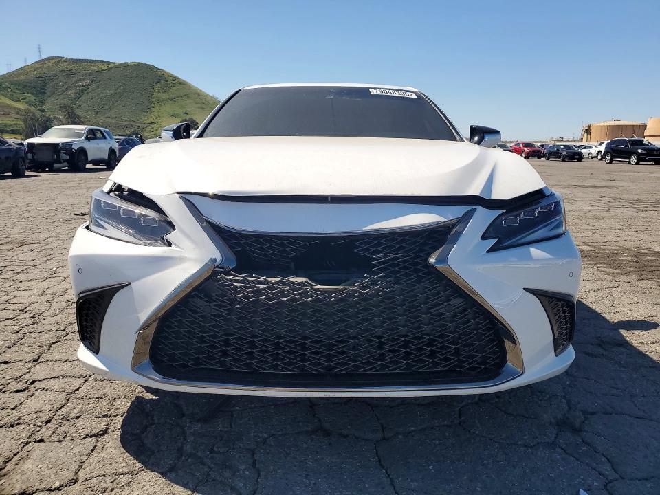 2022 Lexus Es 300h