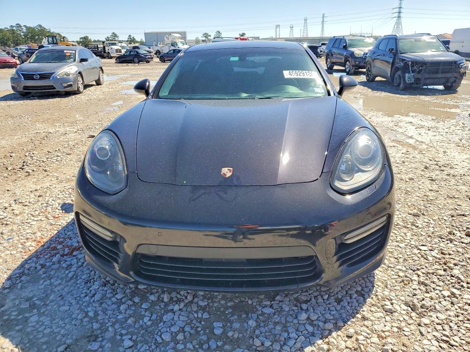2014 Porsche Panamera
