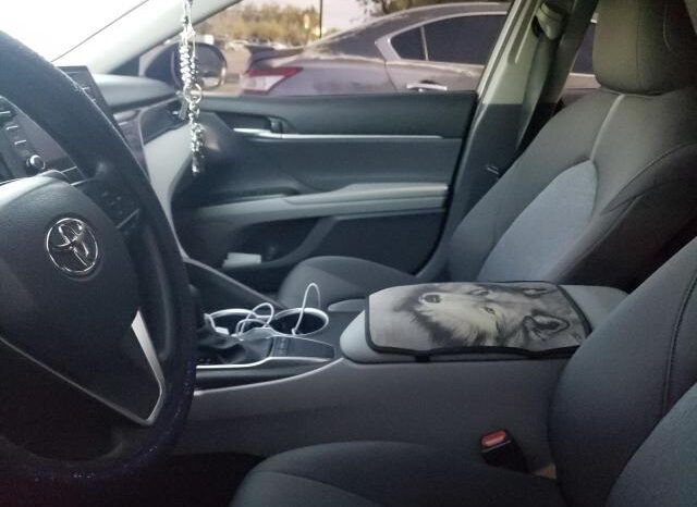 
								2023 Toyota Camry full									