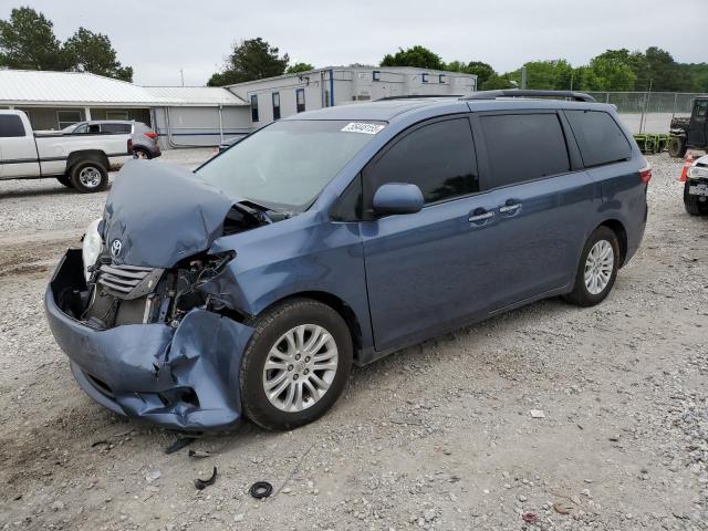 2015 Toyota Sienna xle