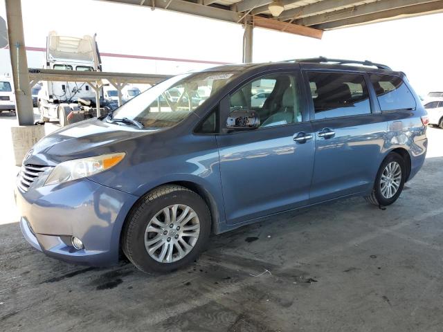 2015 Toyota Sienna xle