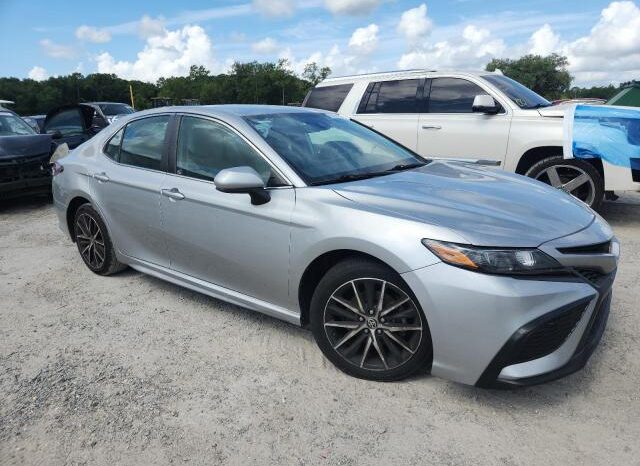 
								2021 Toyota Camry full									