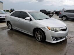 
										2013 Toyota Camry full									