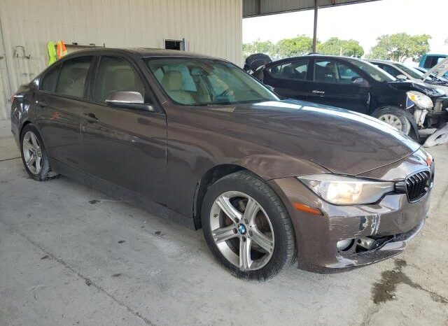 
								2013 BMW 3 series full									