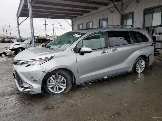 2023 Toyota Sienna