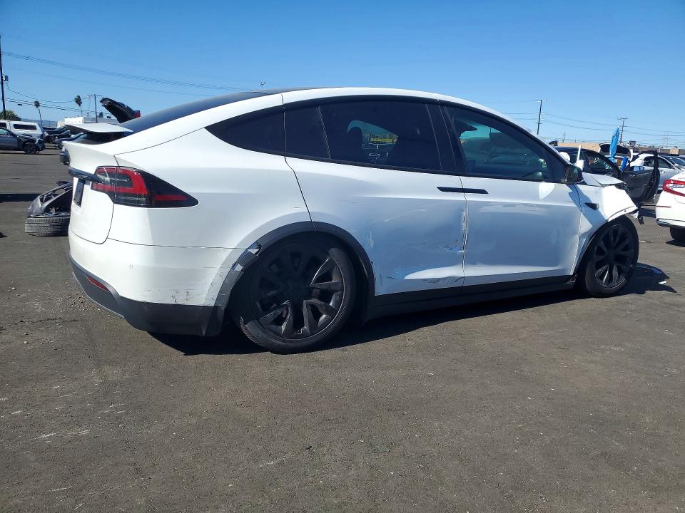 2022 Tesla Model x