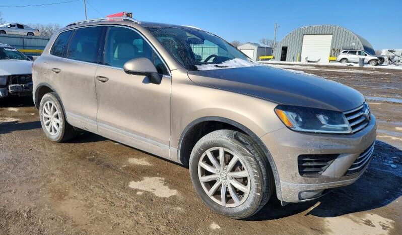 
								2016 Volkswagen Touareg full									