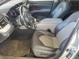 
										2020 Toyota Camry xle full									