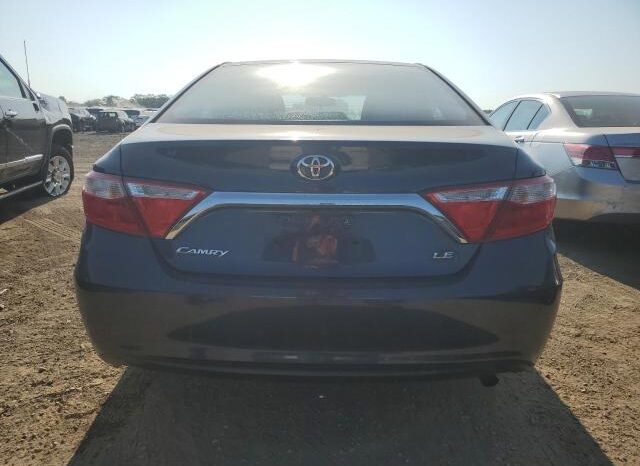
								2016 Toyota Camry le full									