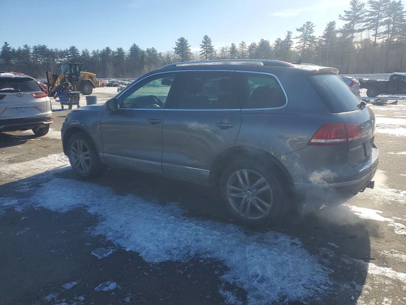 2016 Volkswagen Touareg