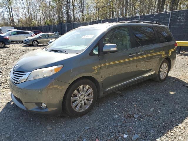 2013 Toyota Sienna xle
