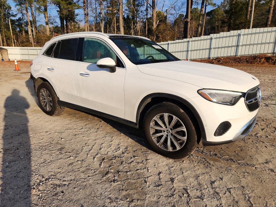 2025 Mercedes-benz Glc