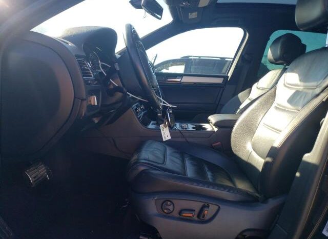 
								2014 Volkswagen Touareg full									