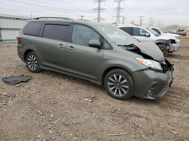 2019 Toyota Sienna xle