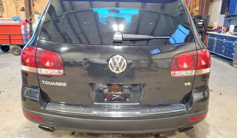 
								2008 Volkswagen Touareg full									