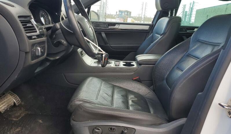 
								2017 Volkswagen Touareg full									