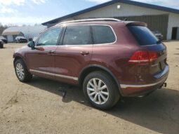 
										2017 Volkswagen Touareg full									