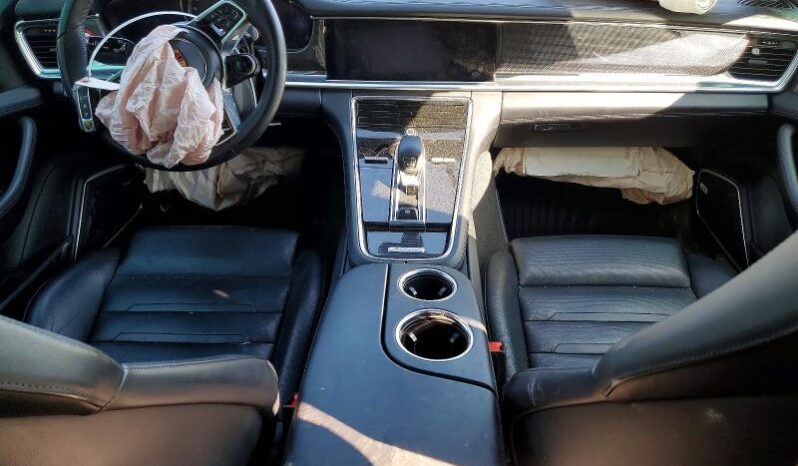 
								2018 Porsche Panamera full									