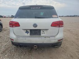 
										2014 Volkswagen Touareg full									