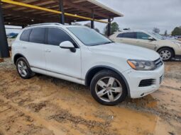 
										2012 Volkswagen Touareg full									
