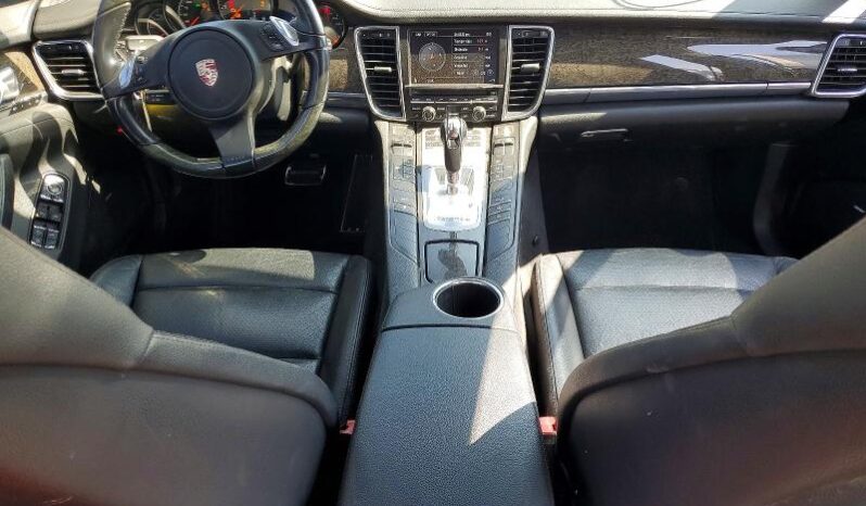 
								2011 Porsche Panamera full									
