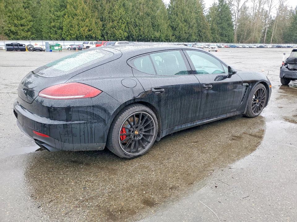 2015 Porsche Panamera