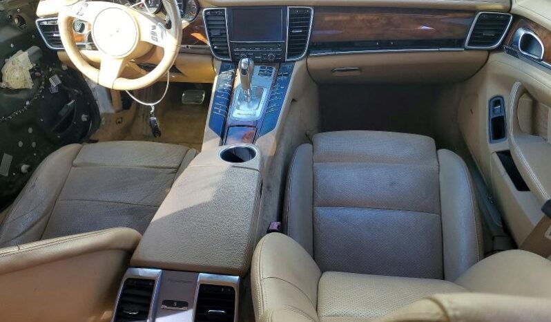 
								2012 Porsche Panamera full									