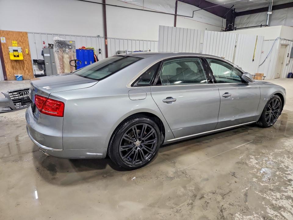 2014 Audi A8