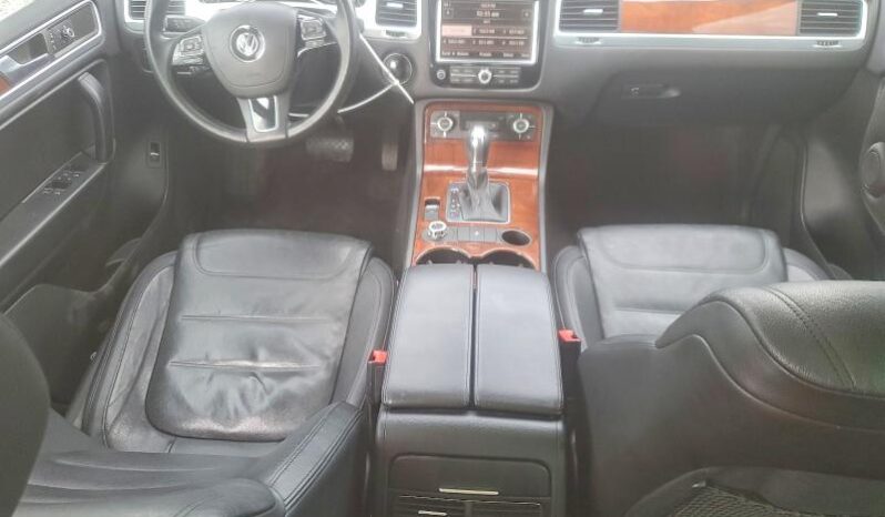 
								2013 Volkswagen Touareg full									