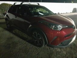 
										2019 Toyota C-hr full									