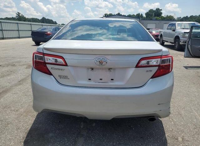 
								2014 Toyota Camry full									