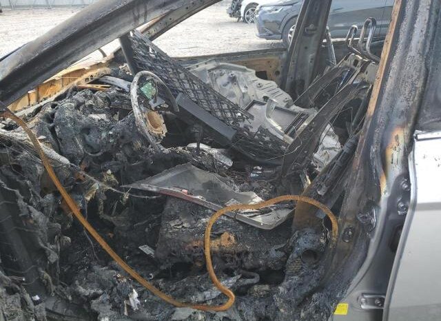 
								2018 Toyota Camry full									