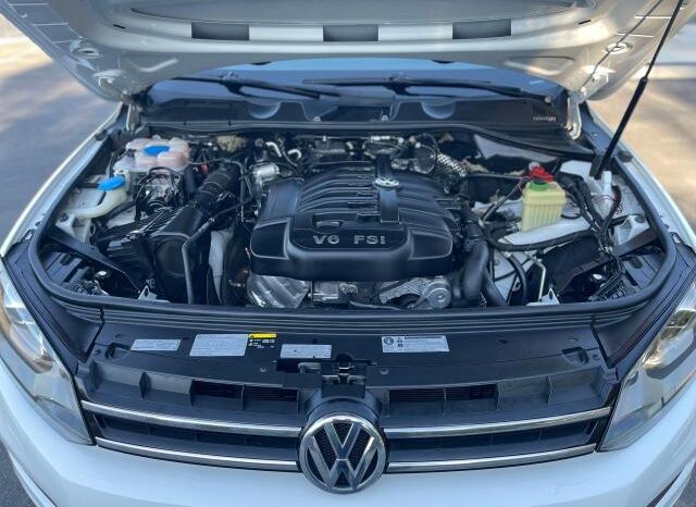
								2014 Volkswagen Touareg full									