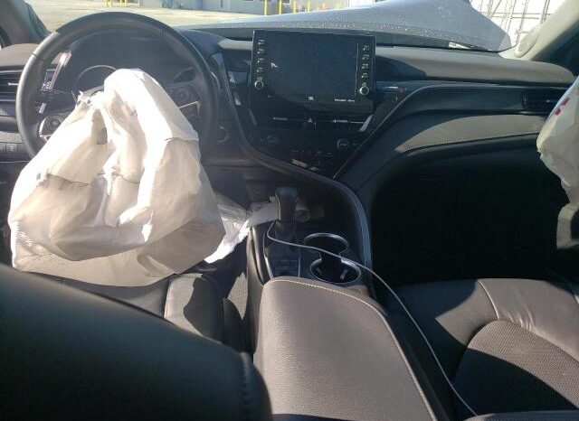 
								2023 Toyota Camry full									
