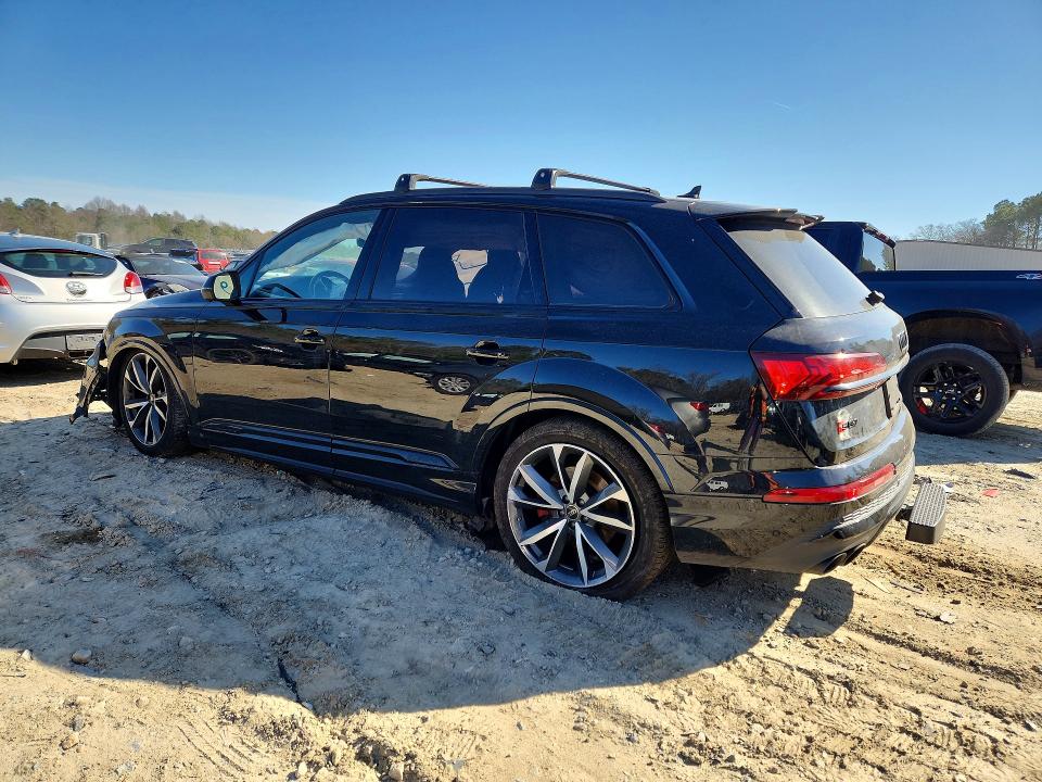 2023 Audi Sq7