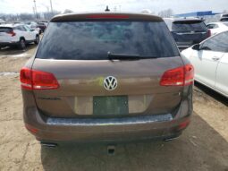 
										2012 Volkswagen Touareg full									