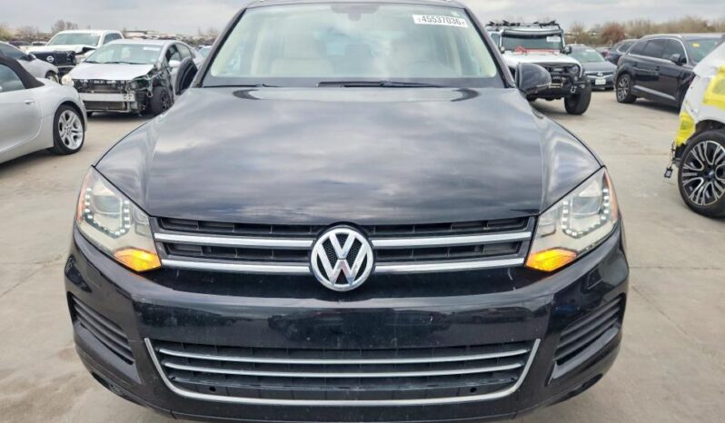 
								2013 Volkswagen Touareg full									