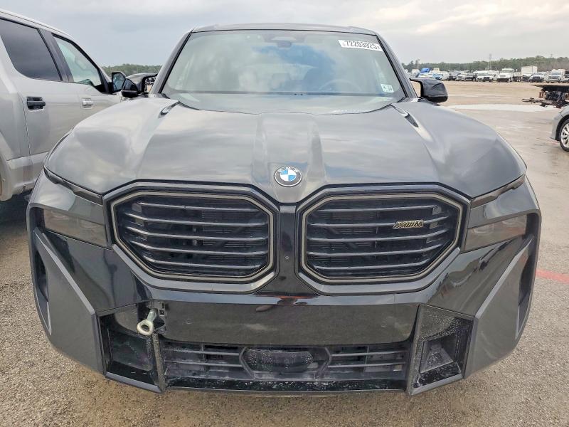 2025 BMW Xm