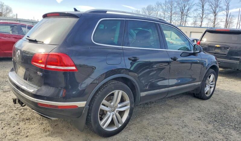 
								2015 Volkswagen Touareg full									