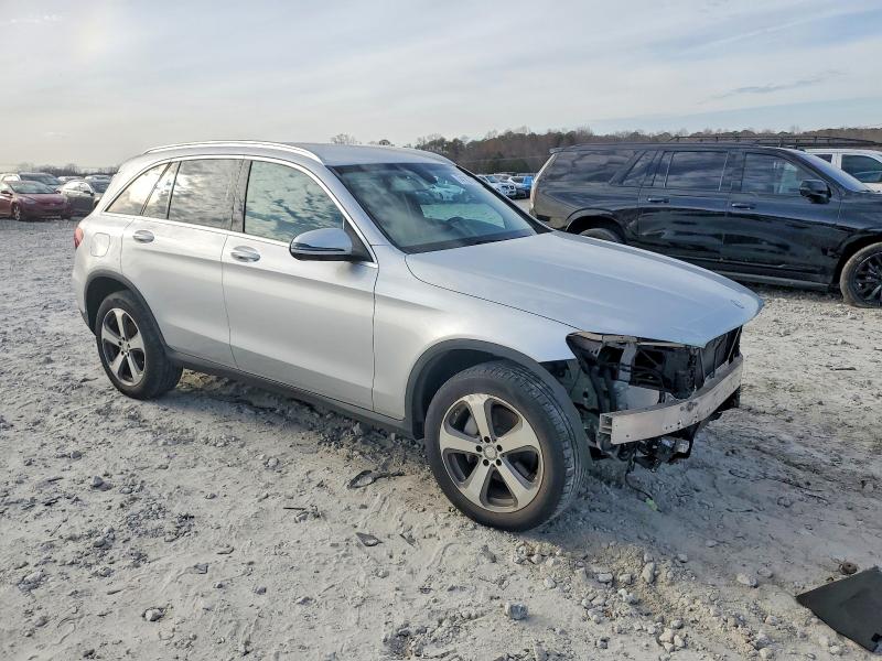 2016 Mercedes-benz Glc