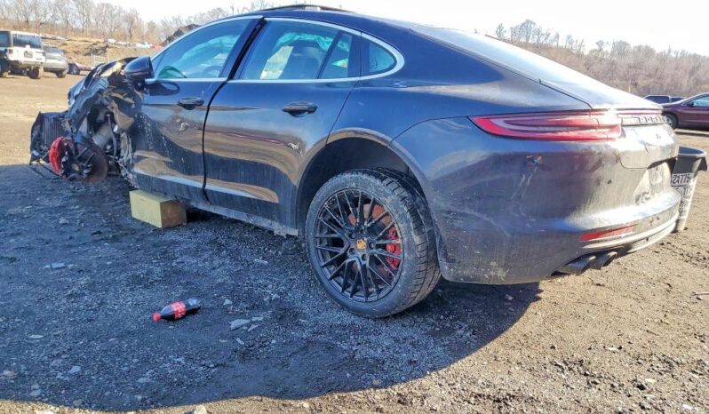
								2018 Porsche Panamera full									