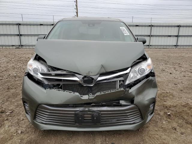 2019 Toyota Sienna xle