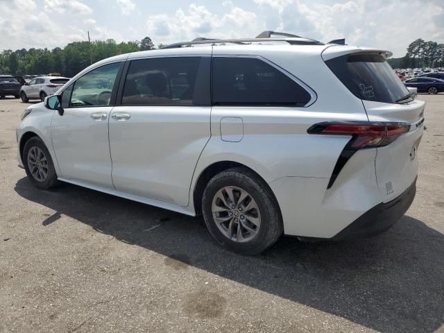 2022 Toyota Sienna xle
