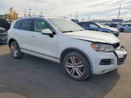 
										2014 Volkswagen Touareg full									